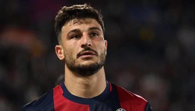 罗马最稳一环还是他，托蒂盛赞门将斯维拉尔，你让其他人怎么混