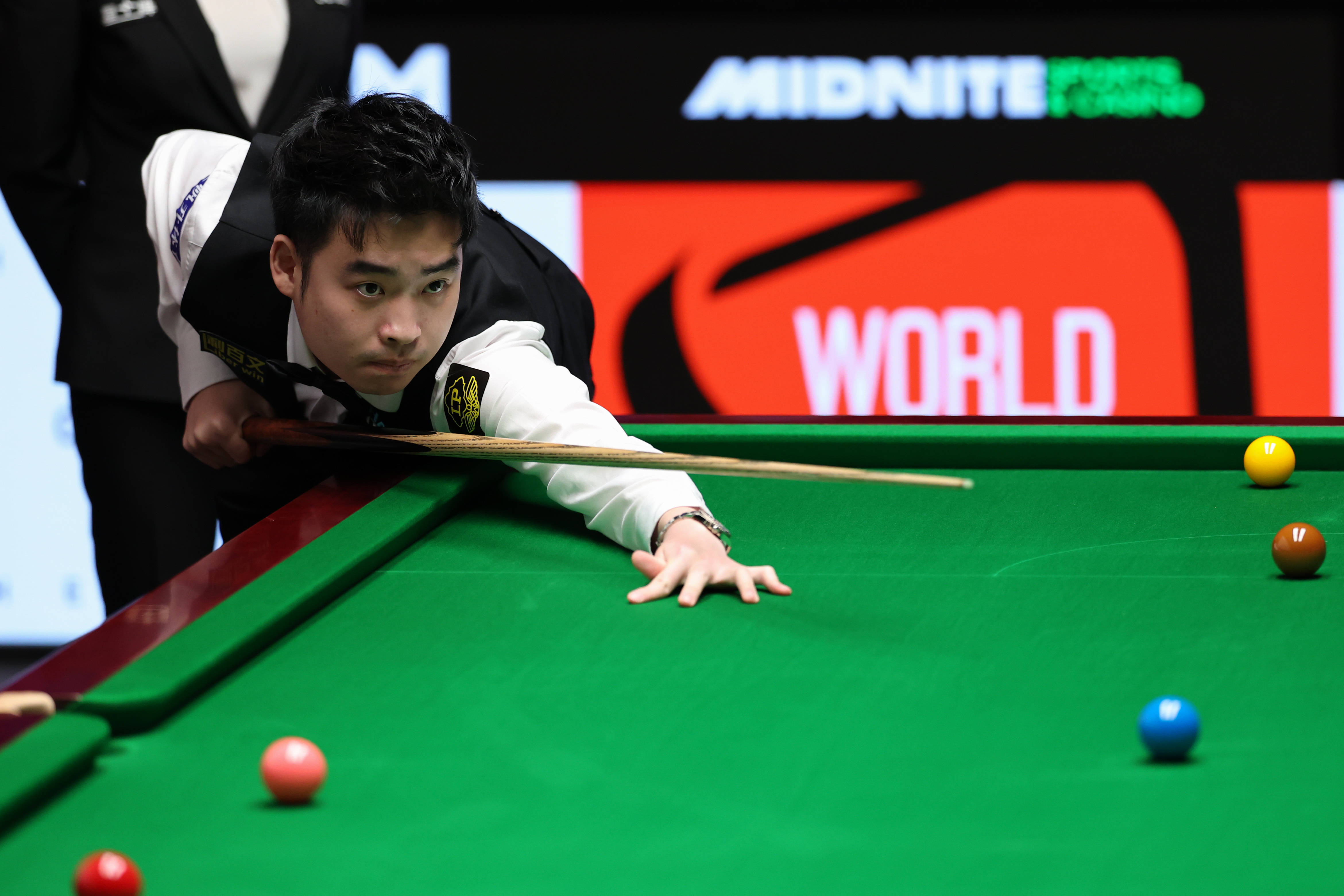 一批批年轻 一批批年轻